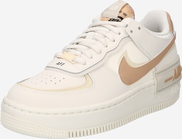 Nike Sportswear Matalavartiset tennarit 'AF1 SHADOW' värissä beige: edessä