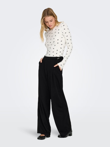 Wide leg Pantaloni cutați 'ONLSANIA' de la ONLY pe negru