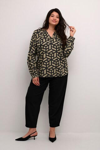 KAFFE CURVE Blouse 'Jalu' in Grijs