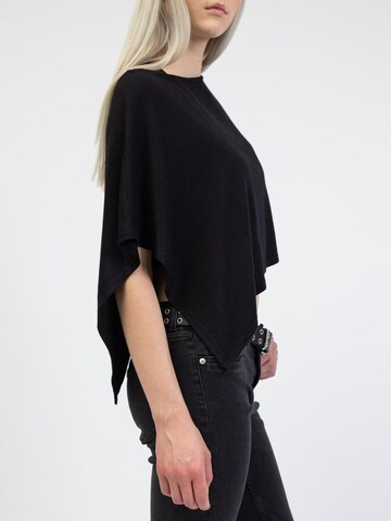 BROKE + SCHÖN Cape in Black