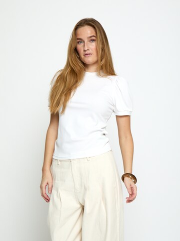 Maglietta 'Johanna' di Peppercorn in bianco: frontale