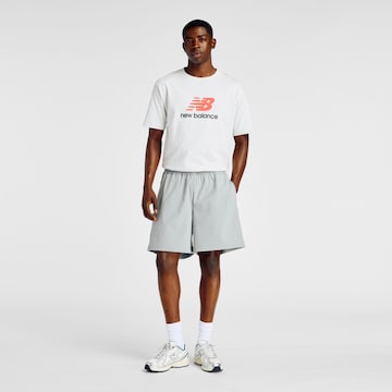 new balance - Loosefit Pantalón 'Athletics Stretch Woven Short 7"' en gris