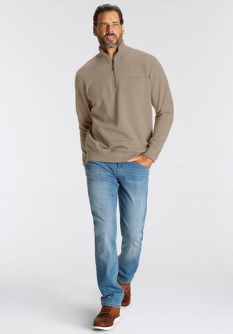 H.I.S Sweatshirt in Beige