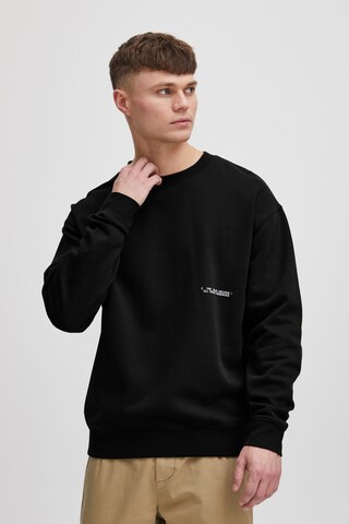 !Solid Sweatshirt in Black: front