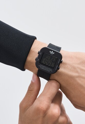 ADIDAS ORIGINALS Digitaal horloge ' ADAPTIK ONE ' in Zwart: voorkant