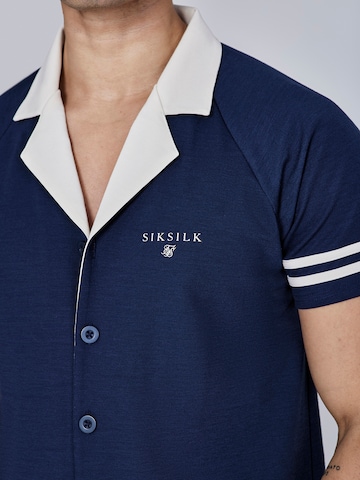 Maglietta di SikSilk in blu