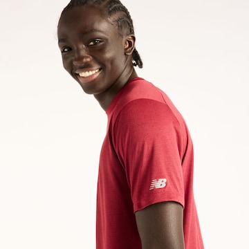 new balance Functioneel shirt 'RC Essential Graphic T-Shirt' in Rood