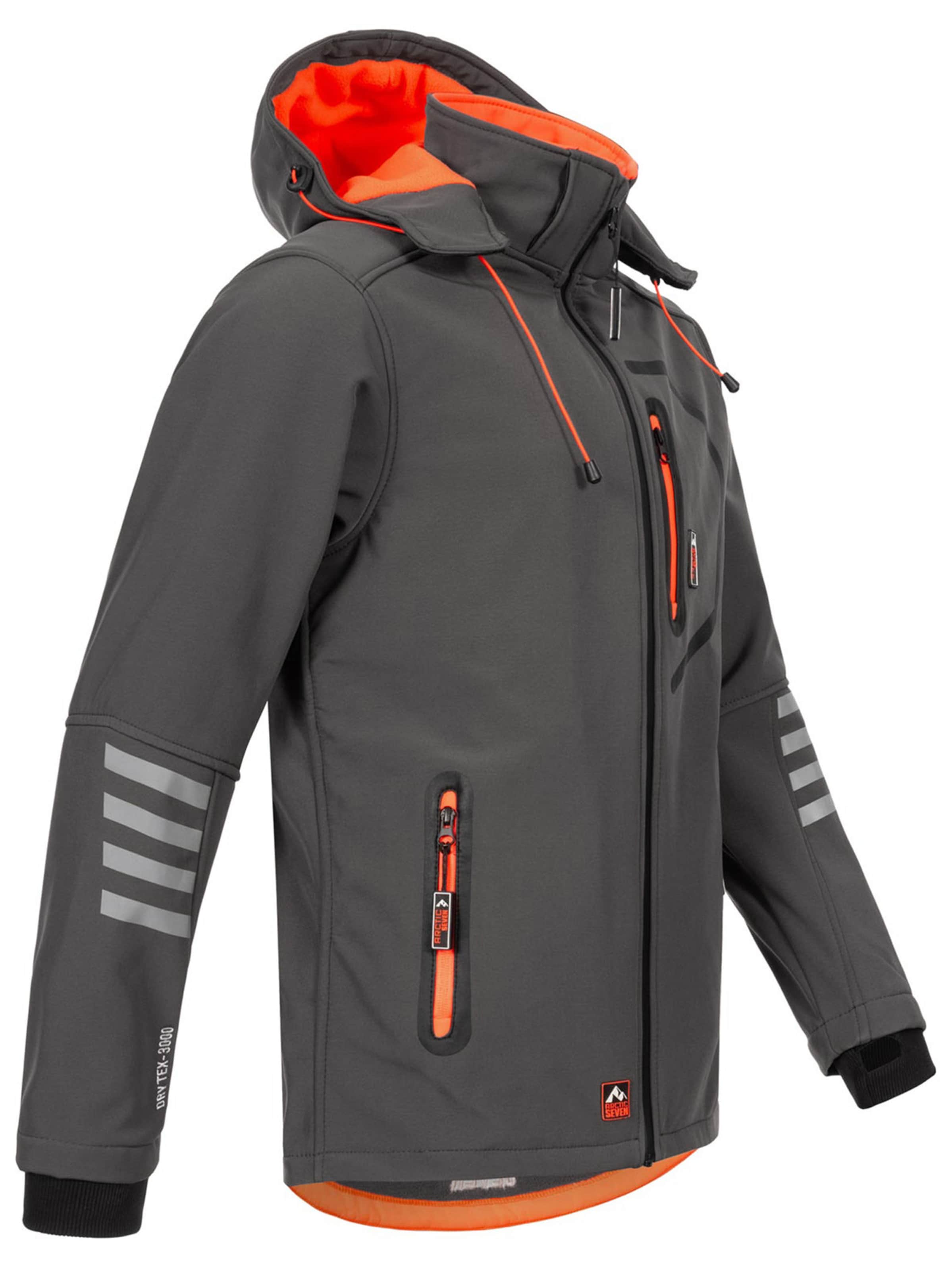 Arctic Seven Between-Season Jacket in Grey