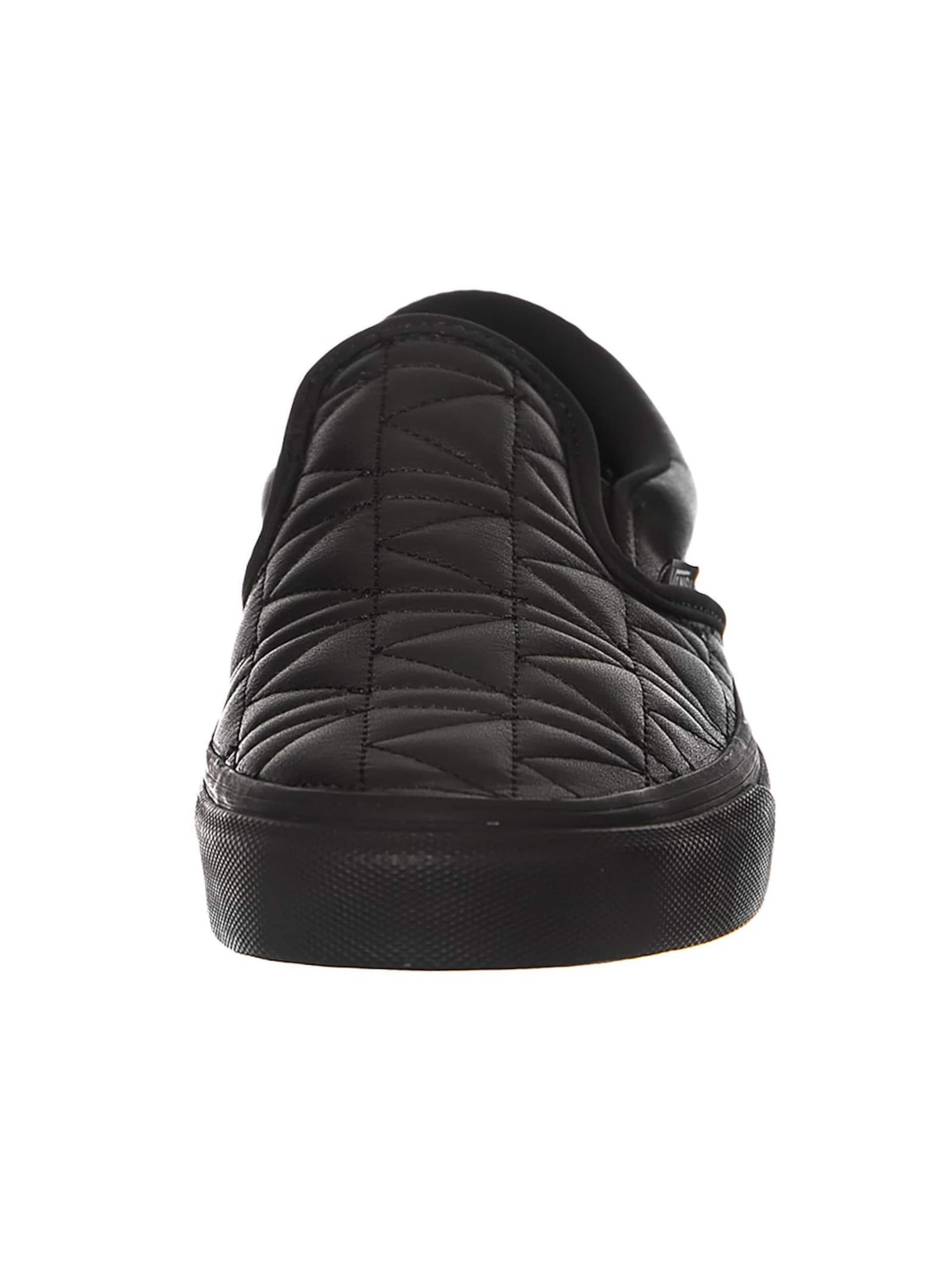 Scarpa slip-on 'X Karl Lagerfeld Classic Slip-On' di VANS in nero