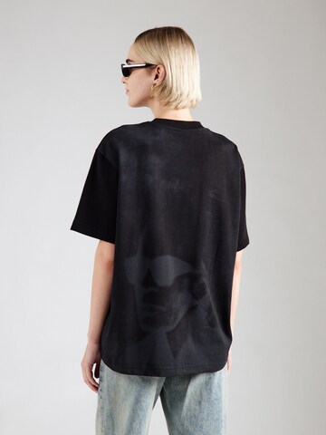 KARL LAGERFELD JEANS Póló - fekete: elől