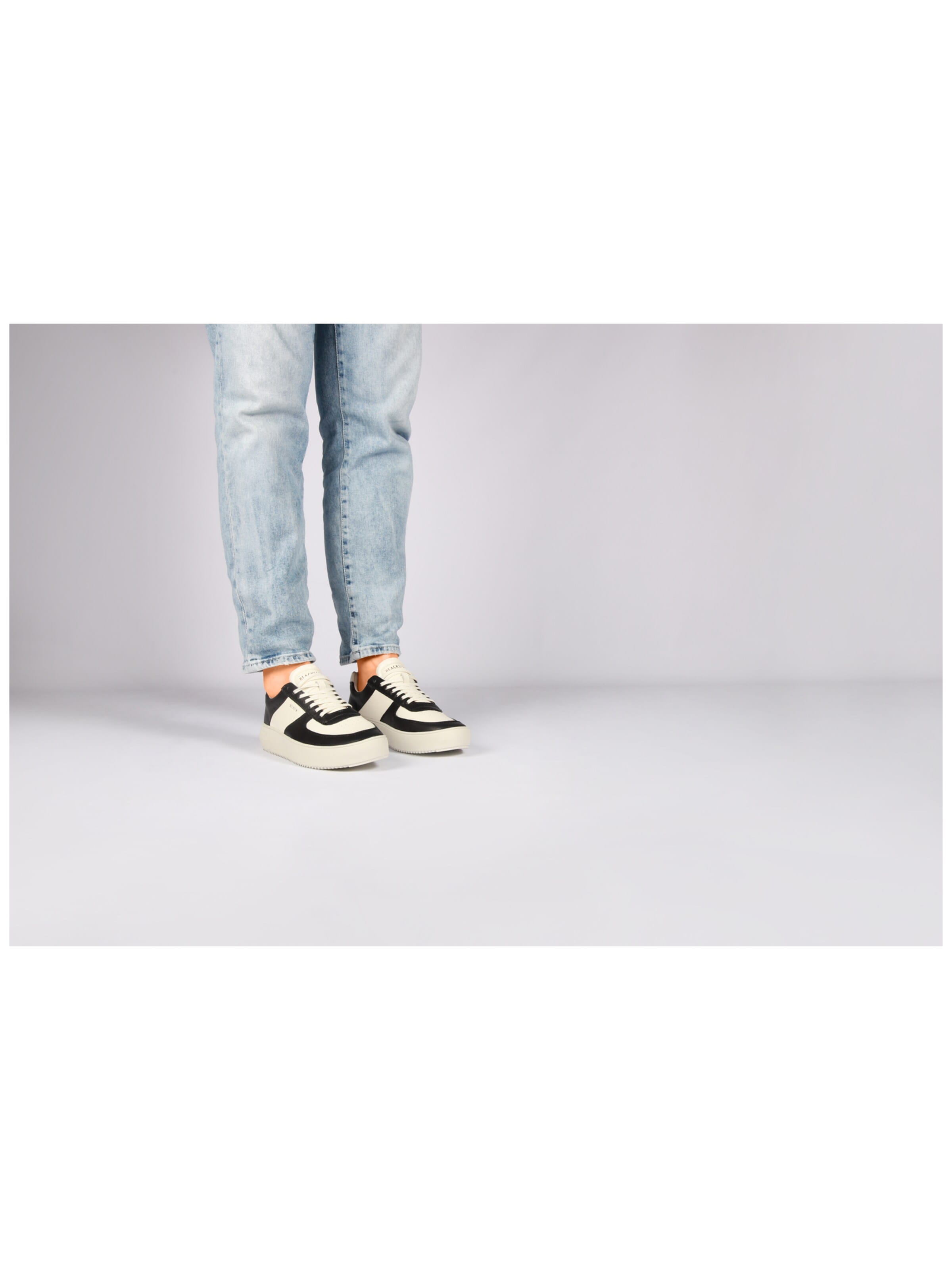 BLACKSTONE Låg sneaker 'MARLY' i vit
