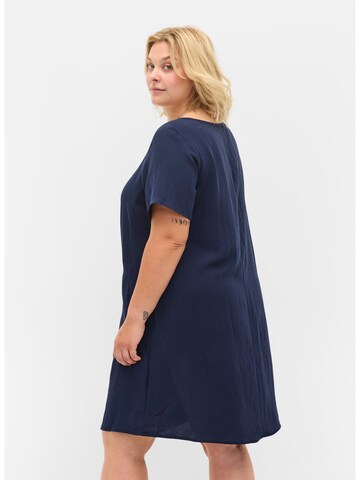 Robe d’été 'Vmacy' Zizzi en bleu