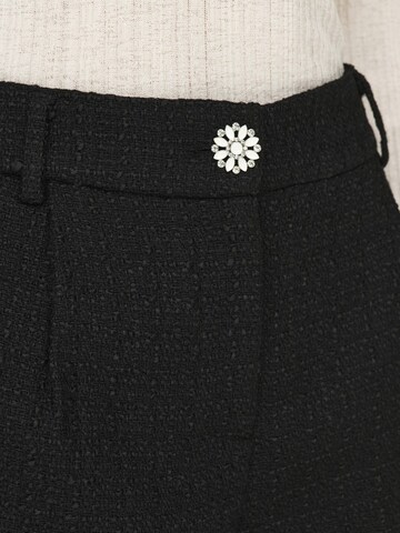 ONLY Loose fit Pleat-front trousers 'NUAN' in Black