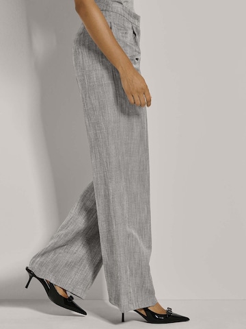 MADELEINE Wide Leg Hose in Grau