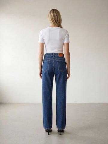 ARMIE Regular Jeans 'The Brianna Straight Leg Jeans' in Blue