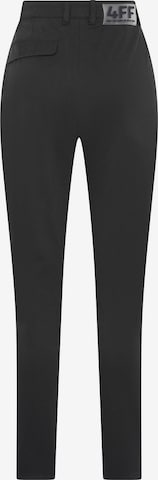 Skinny Pantaloni con pieghe 'Nowhere' di 4funkyflavours in nero