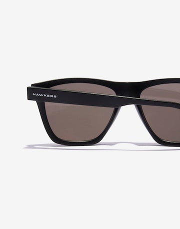 HAWKERS Okulary przeciwsłoneczne 'One LS Raw' w kolorze czarny