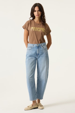 Tricou de la GARCIA pe gri