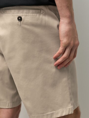 Next - Regular Calças chino em cinzento