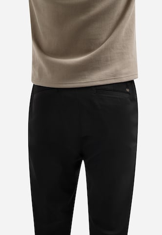 No Excess Regular Chino trousers in Black