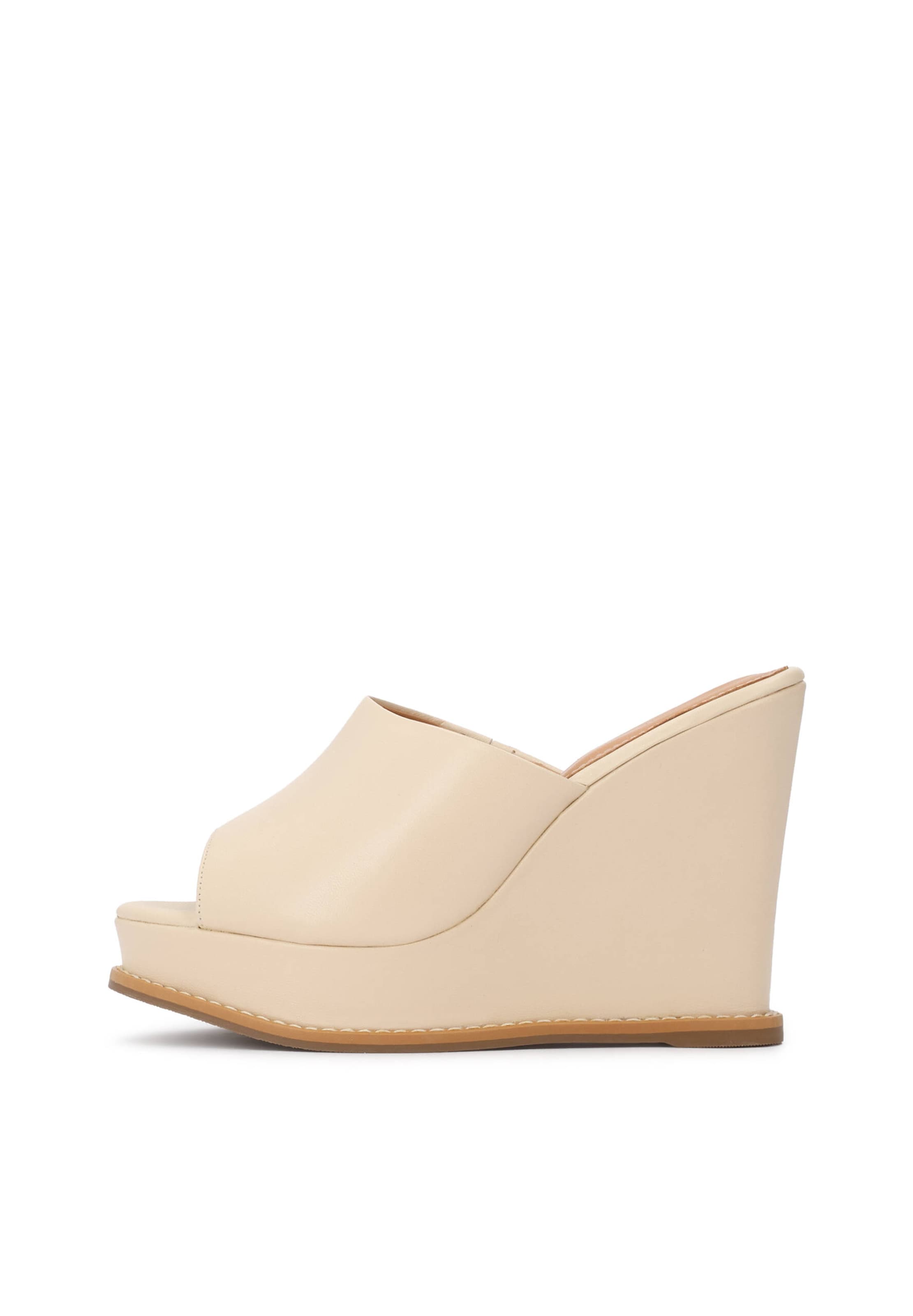 Kazar Mule in Beige: front