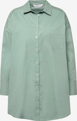 Studio Untold Blouse in Green: front