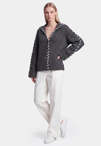 usha WHITE LABEL - Cárdigan en gris