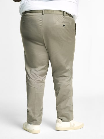Mr Main Man Regular Chino 'Stretch Chino' in Groen