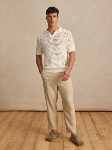 DAN FOX APPAREL Конический (Tapered) Штаны 'Esad' в Бежевый