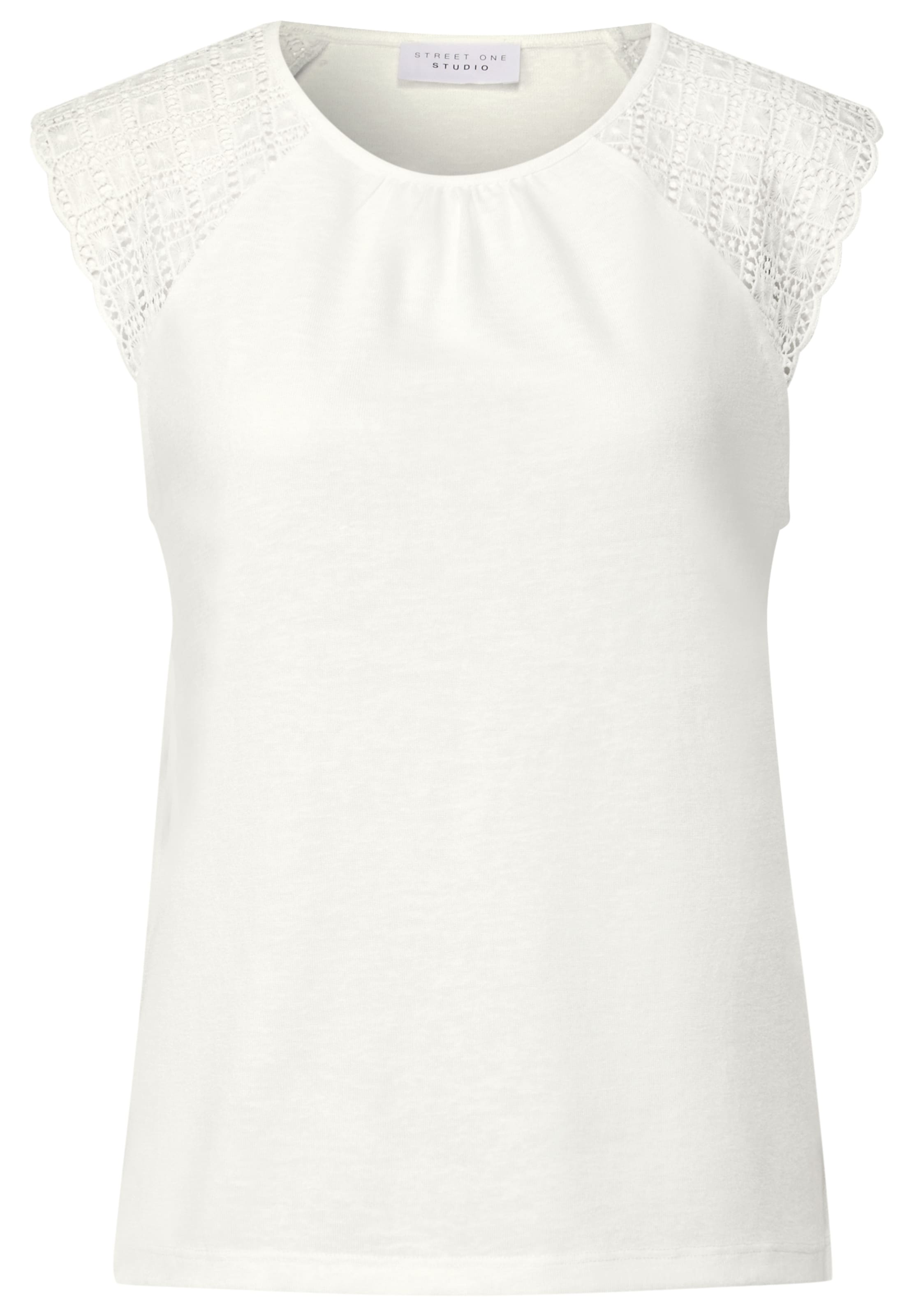 Street One Studio Top in White: front