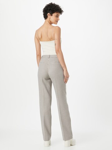 COMMA Regular Pleated Pants in Beige