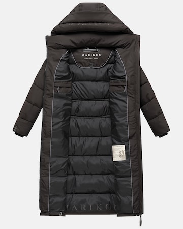 Cappotto funzionale 'Nadeshikoo XVI' di MARIKOO in marrone