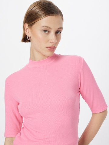 modström Koszulka 'Krown' w kolorze różowy