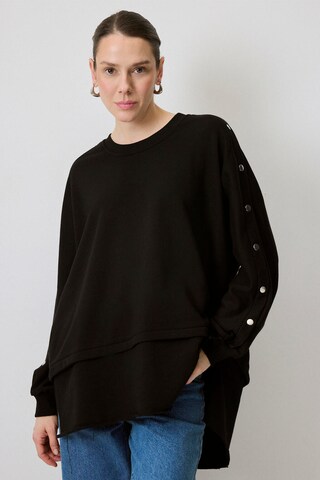 Touche Prive Sweatshirt in Black: front