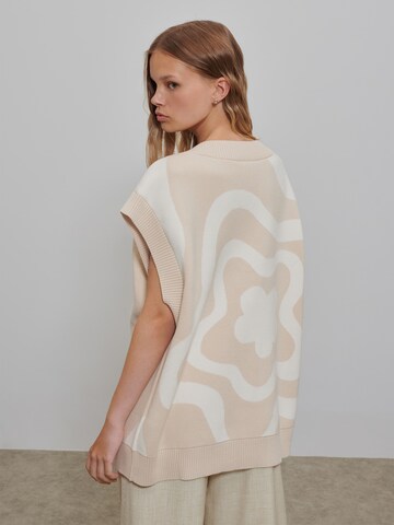 florence by mills exclusive for ABOUT YOU Sweter oversize 'Apple Cider' w kolorze beżowy