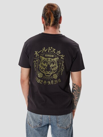 Oldskull Shirt 'Asian Paws' in Zwart: voorkant