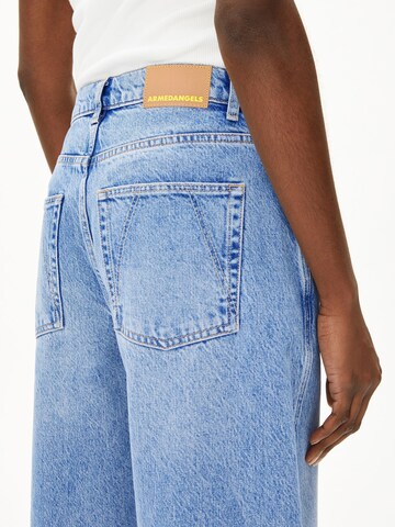 Barrel Jean 'BAARLY' ARMEDANGELS en bleu