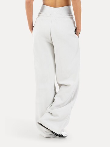 Loosefit Pantalon Smilodox en gris
