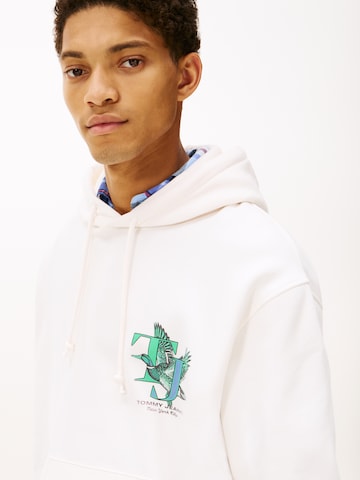 Bluză de molton 'NOVELTY' de la Tommy Jeans pe alb