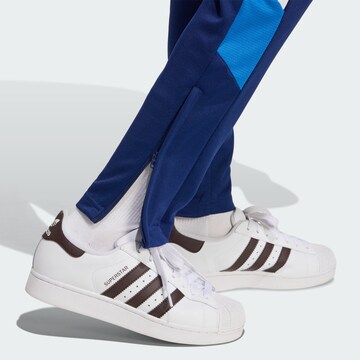 ADIDAS PERFORMANCEregular Sportske hlače 'Tiro 26 Essentials' - plava boja