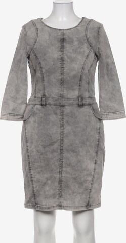 Sandwich Dress in XL in Grey: front