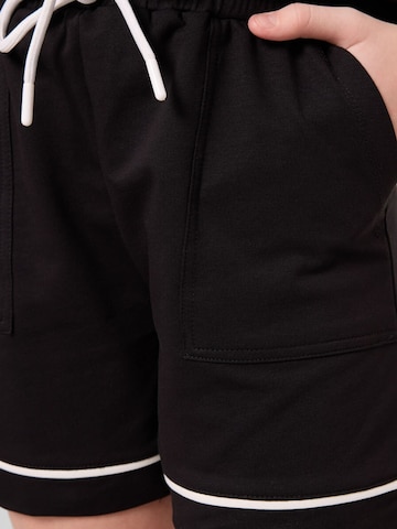 Tommy Life Zestaw 'Zweiteiliges Set' w kolorze czarny