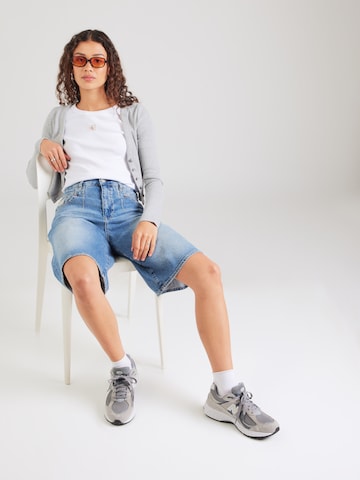 T-shirt Calvin Klein Jeans en blanc