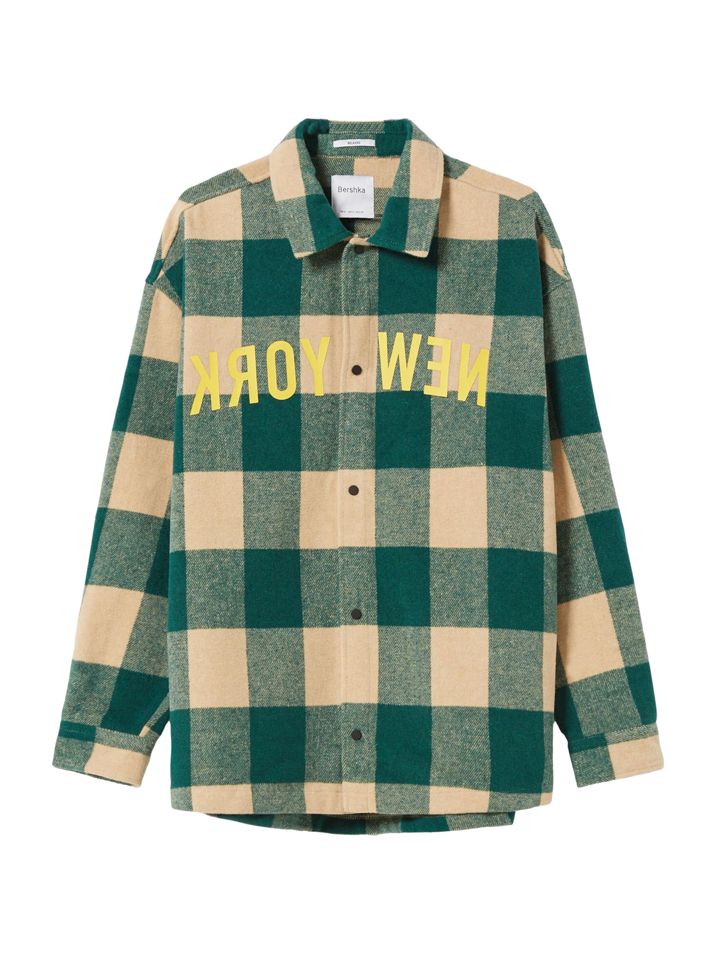 Bershka Comfort Fit Košeľa - Zelená: predná strana