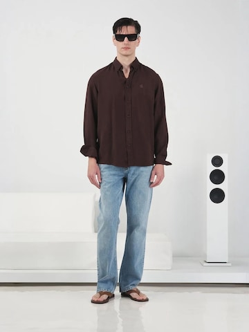 Giesto Comfort fit Button Up Shirt in Brown: front