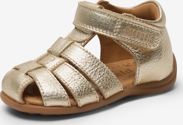 BISGAARD - Sandalias 'Carly' en oro: frente