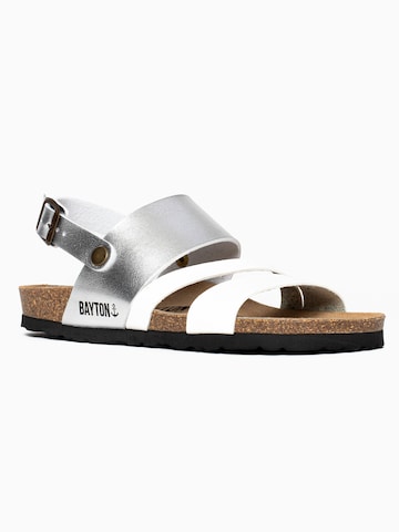 Bayton Sandalen met riem 'Vitoria' in Wit