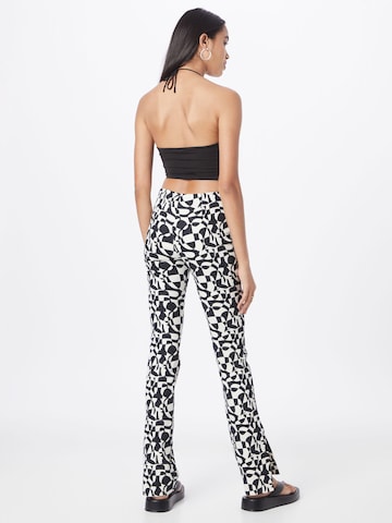 Monki Slimfit Hose in Schwarz