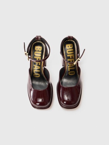 Escarpins 'MAY DORSAY' BUFFALO en rouge