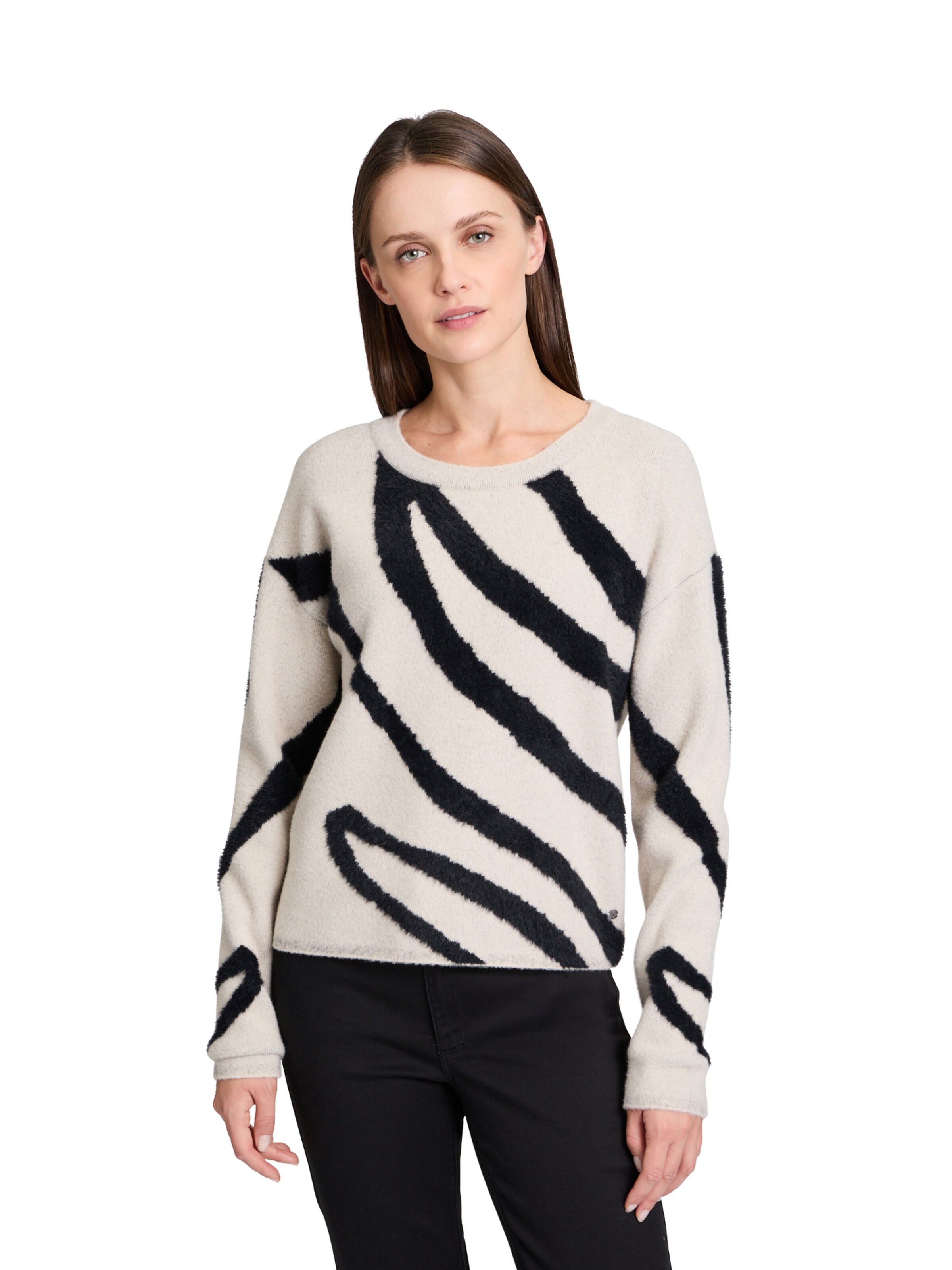Betty & Co Sweater in Beige: front